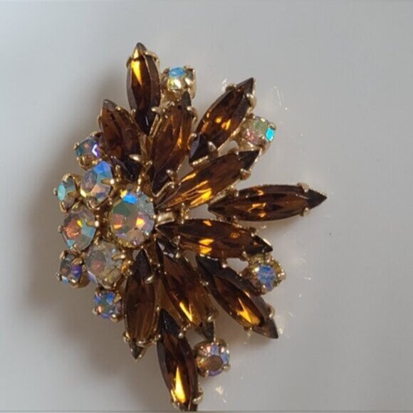 Vintage Aurora Borealis Amber Gold Tone Brown Crystal Cluster Brooch - Picture 3 of 8